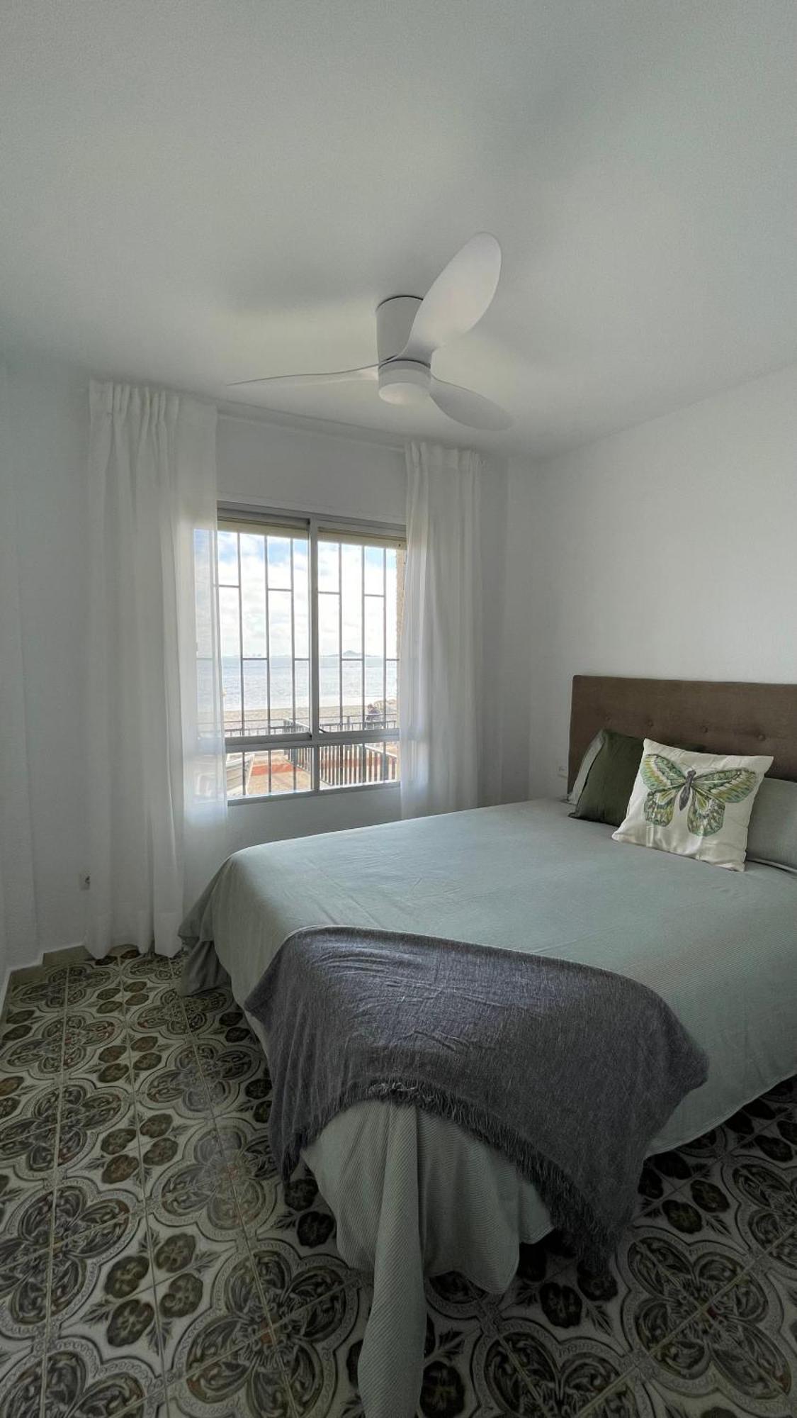Charming Beachfront Apartment Murcía Exteriér fotografie